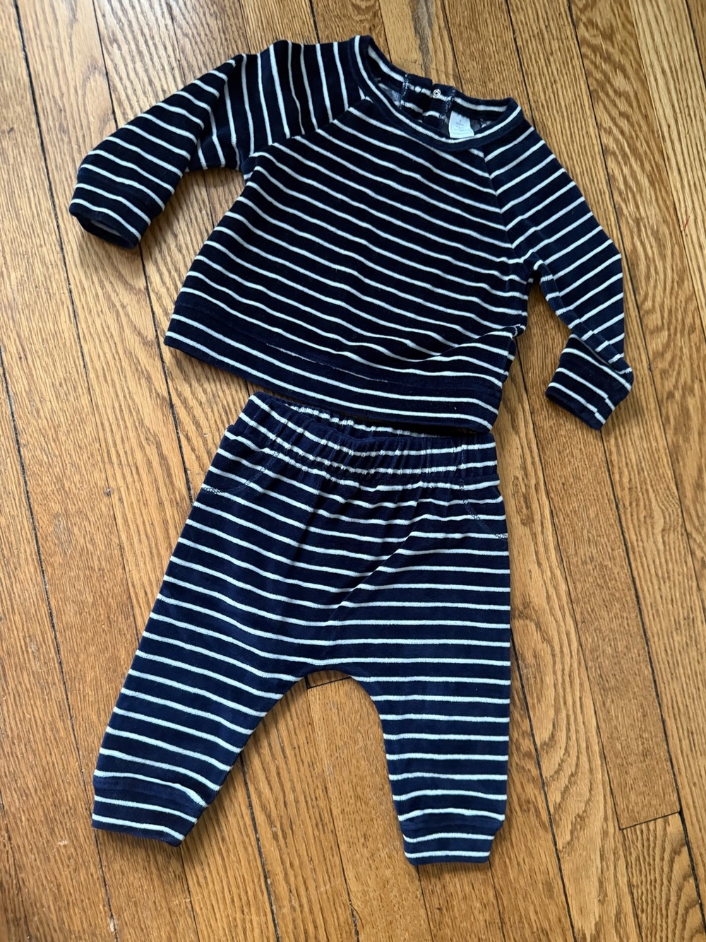 Nordstrom Navy and White Striped Kids Two-Piece Set - Size 9 Months